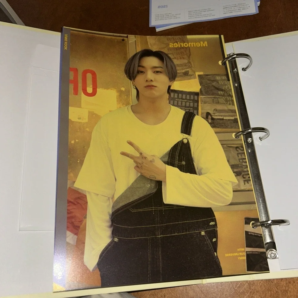 BTS Memories of 2021 Digital  - J Hope PC Booklet‎ Binder